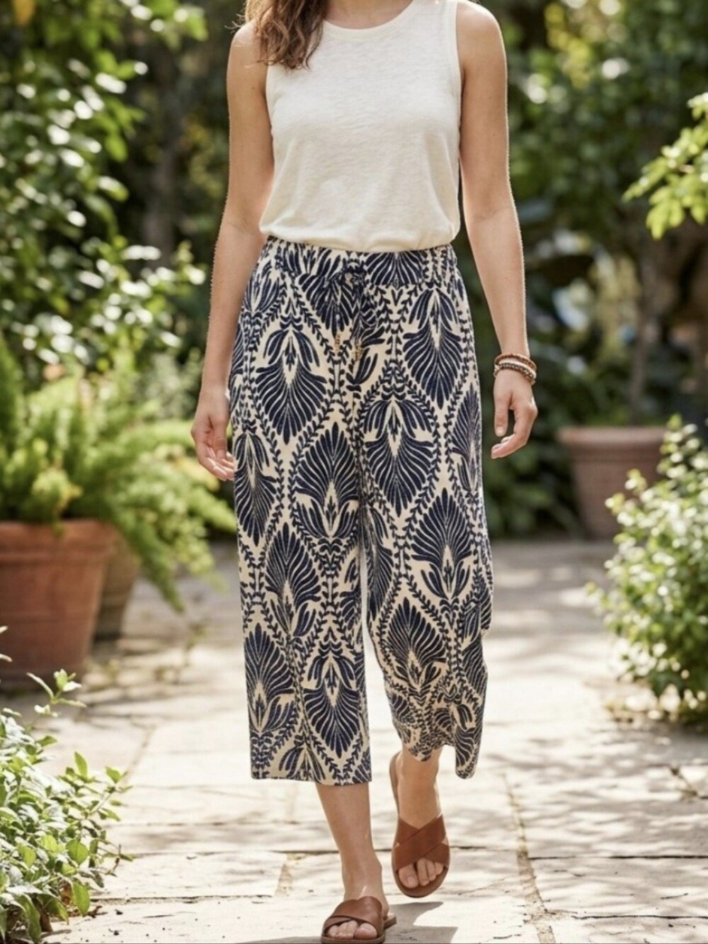 Soho Apparel Palazzo Boho Damask Knit Flowy Wide Leg Knit Pants NWT